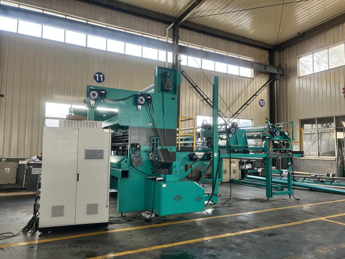 Geo textile warp knitting machine